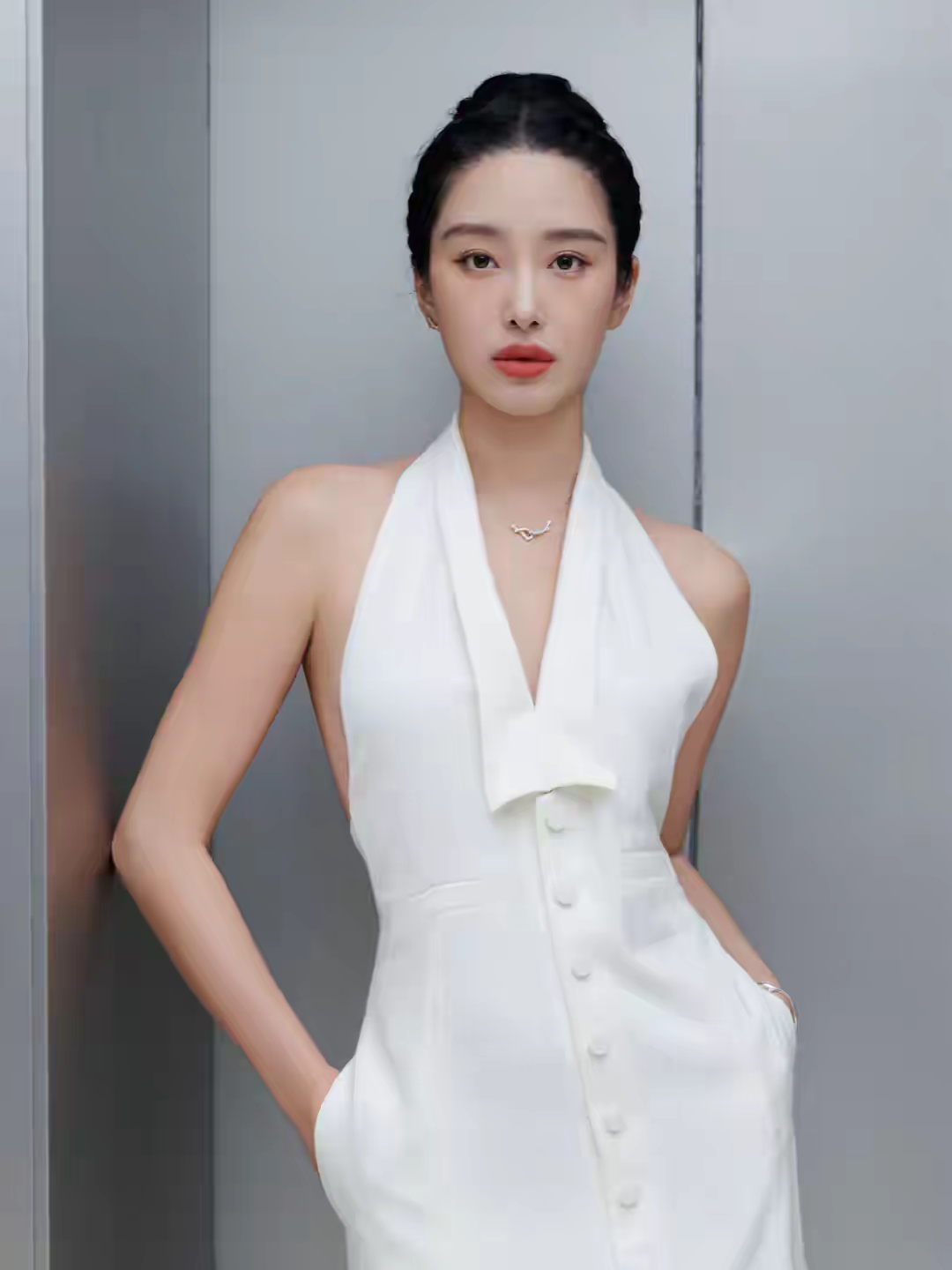 杨采钰 | 明艳照人