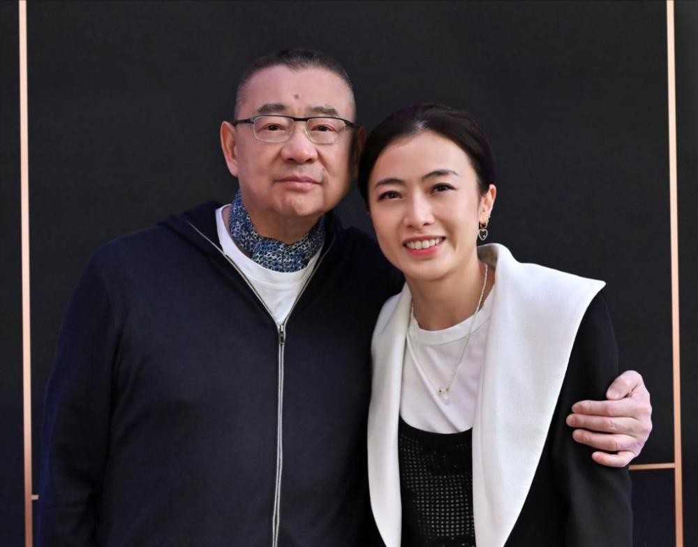 财气养人!46岁甘比越来越漂亮,身家700亿,是刘銮雄最后的女人