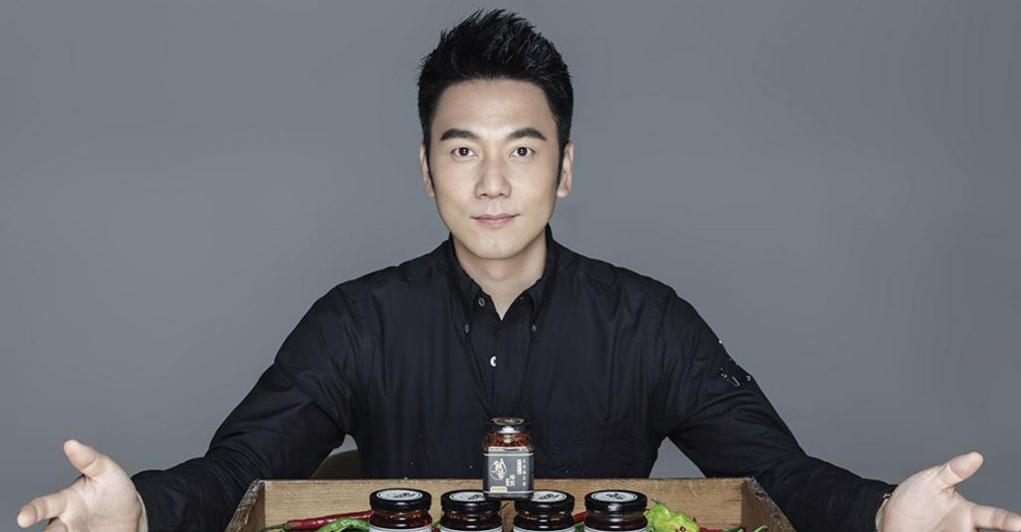 她是最好命豪门阔太，仅拍一部戏就结婚隐退，被演员老公宠爱30年