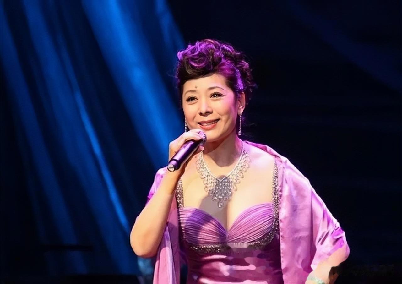 她曾是国家一级演员，遭丈夫无数次殴打，丈夫：我不过了！离婚