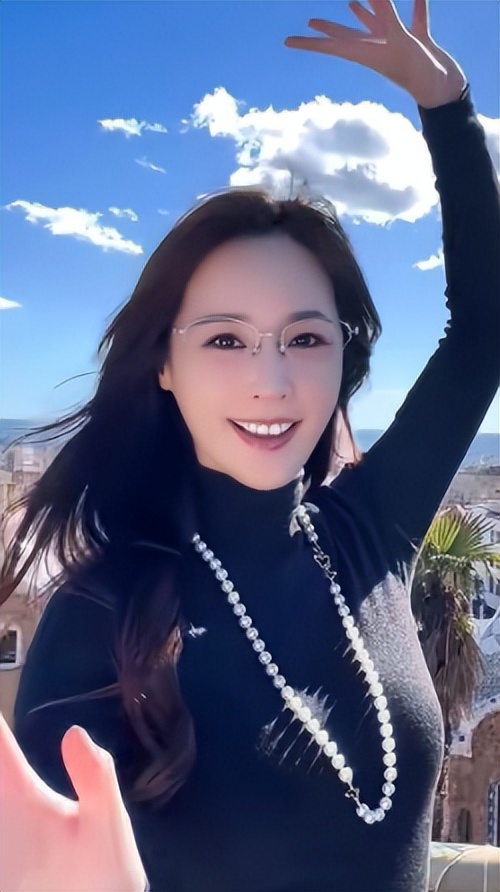 钱再多有什么用？这次被前妻爆料的马景涛，给所有离婚男星提了醒
