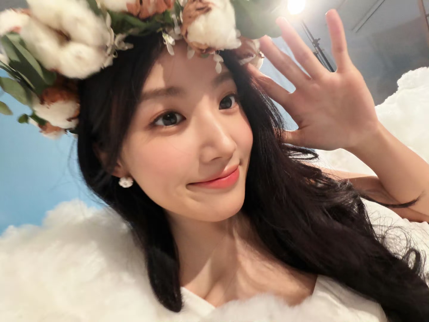 卢昱晓 最新短发造型 斩男又斩女 帅我一脸
