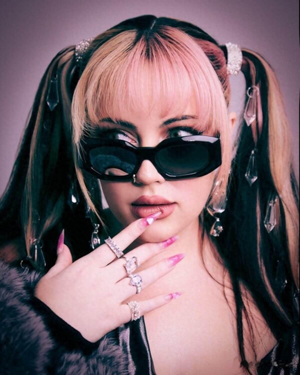 天才作曲家大爆料！控诉YG强迫堕胎！BLACKPINK全员袖手旁观！