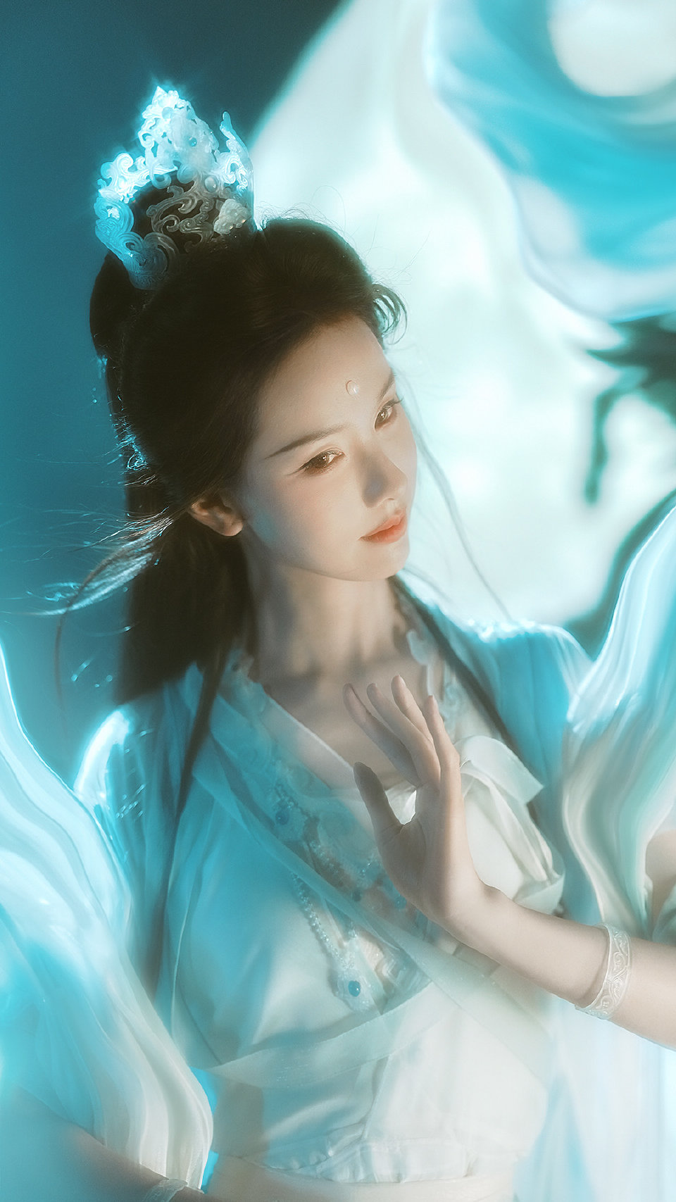 百晓松拍的陈都灵 这组是真神圣