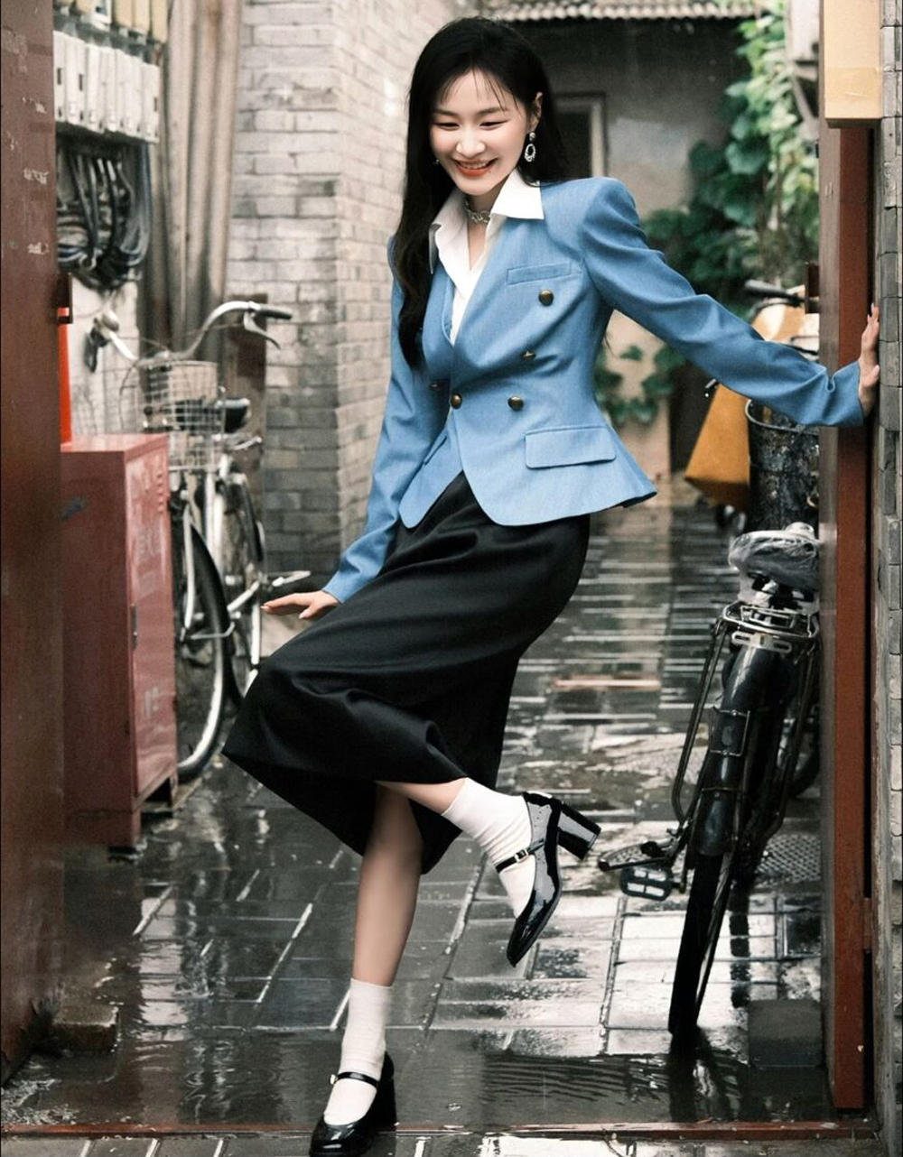《月鳞绮纪》旱魃篇荒谬爱情！金靖日常被赞美女，演戏却被嘲工伤