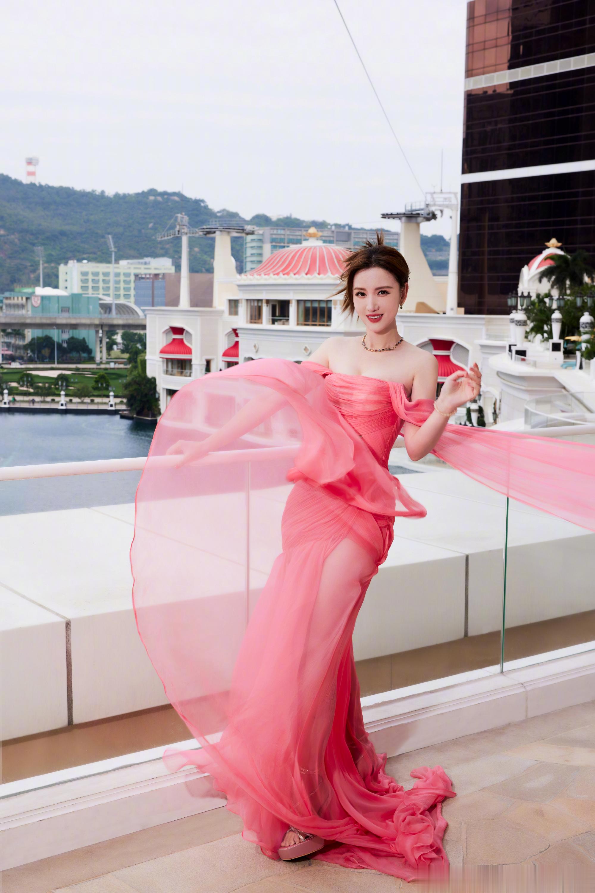 张萌 这身材绝对是内娱一霸