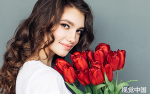 我对年幼的女儿百般折磨，只为让前夫夺回她的抚养权，然后成为他早逝的白月光