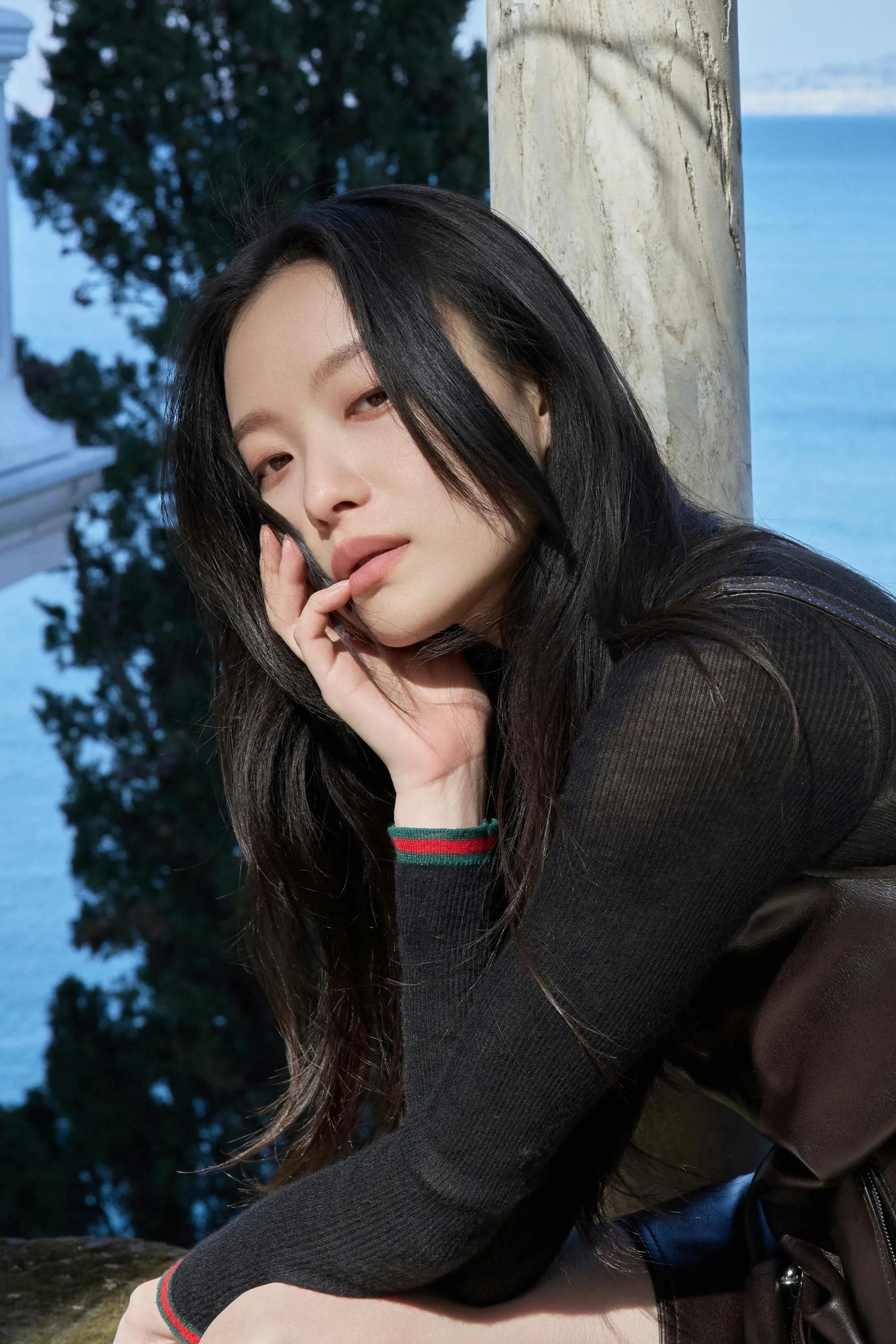 倪妮的腿好白好滑