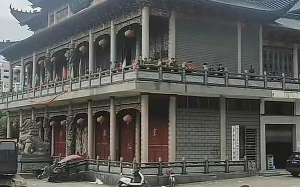 黄氏宗祠保卫战：开发商千方百计要强拆祠堂，6万族人连夜从世界各地赶来抽签