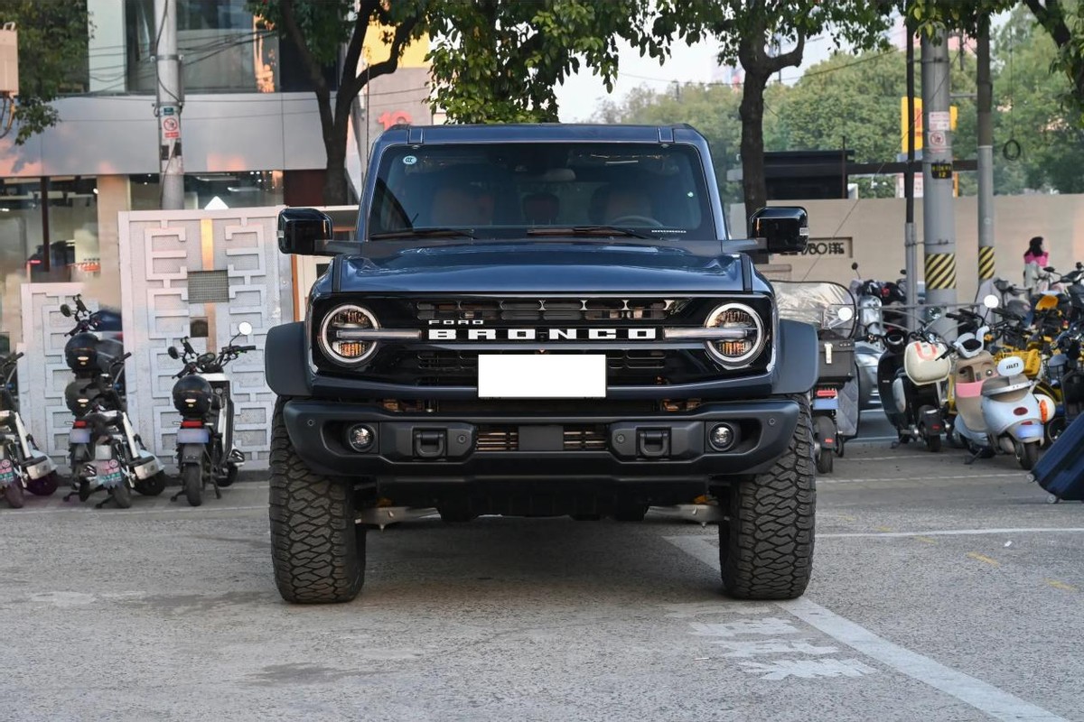 实拍26款福特烈马，标配透明底盘+全时四驱，这颜值你受得了吗？