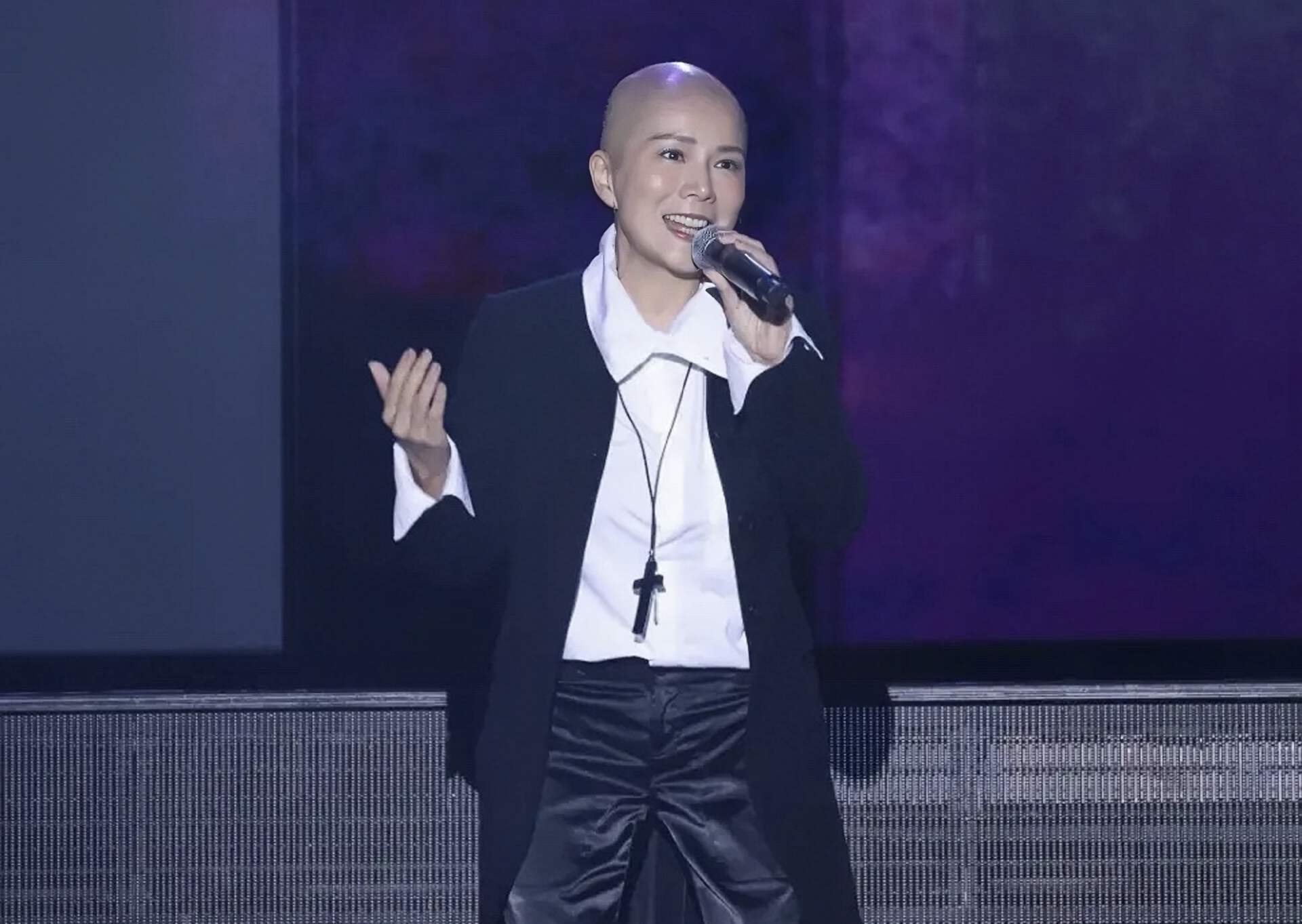 突发！香港知名女星患癌症末期再度入院，癌细胞在体内四处扩散