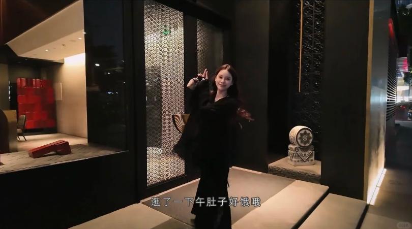 汪小菲曼谷为三胎祈福!马筱梅回台北待产,玥儿箖箖跟爷爷奶奶住