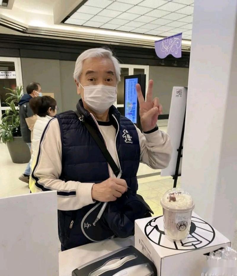 80岁秦沛:定居加拿大,很宠日本妻子,儿女低调争气都是著名歌手