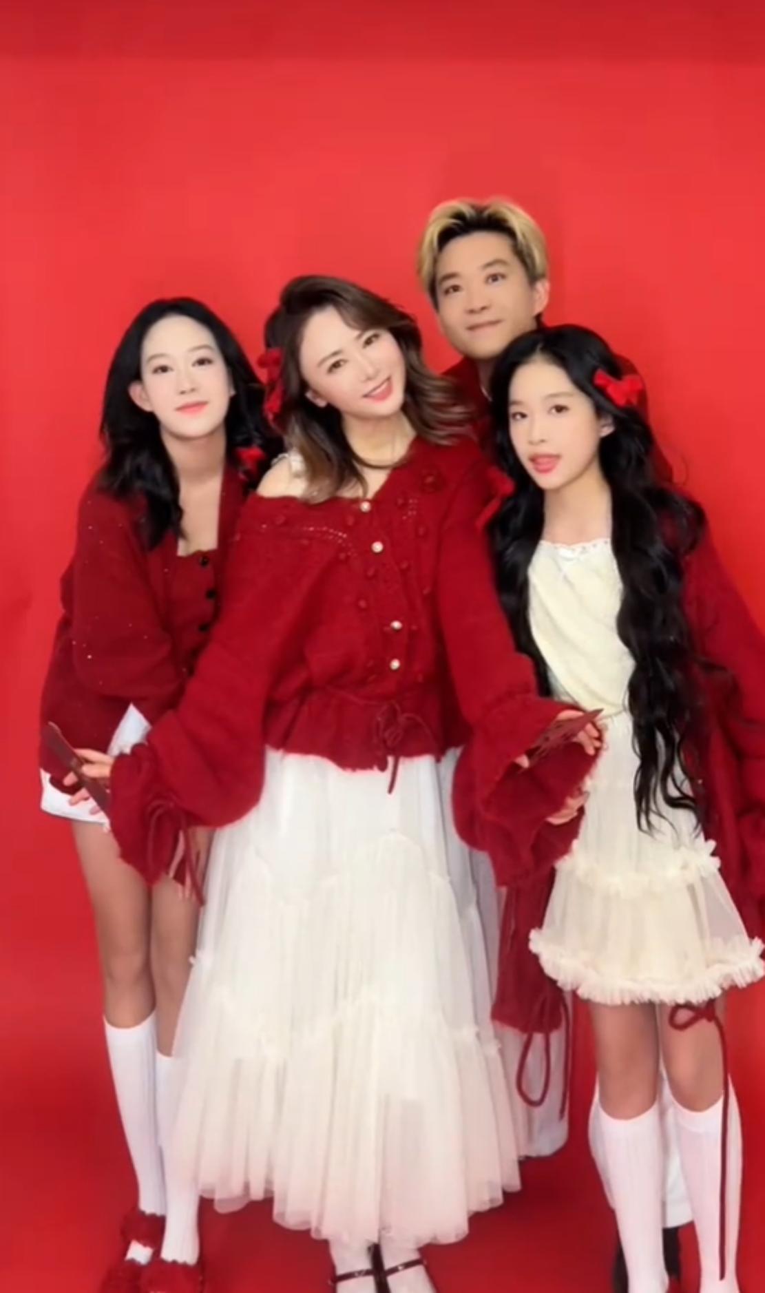 “塞娅公主”张恒晒全家福，老公露脸帅又年轻，俩女儿颜值也好高