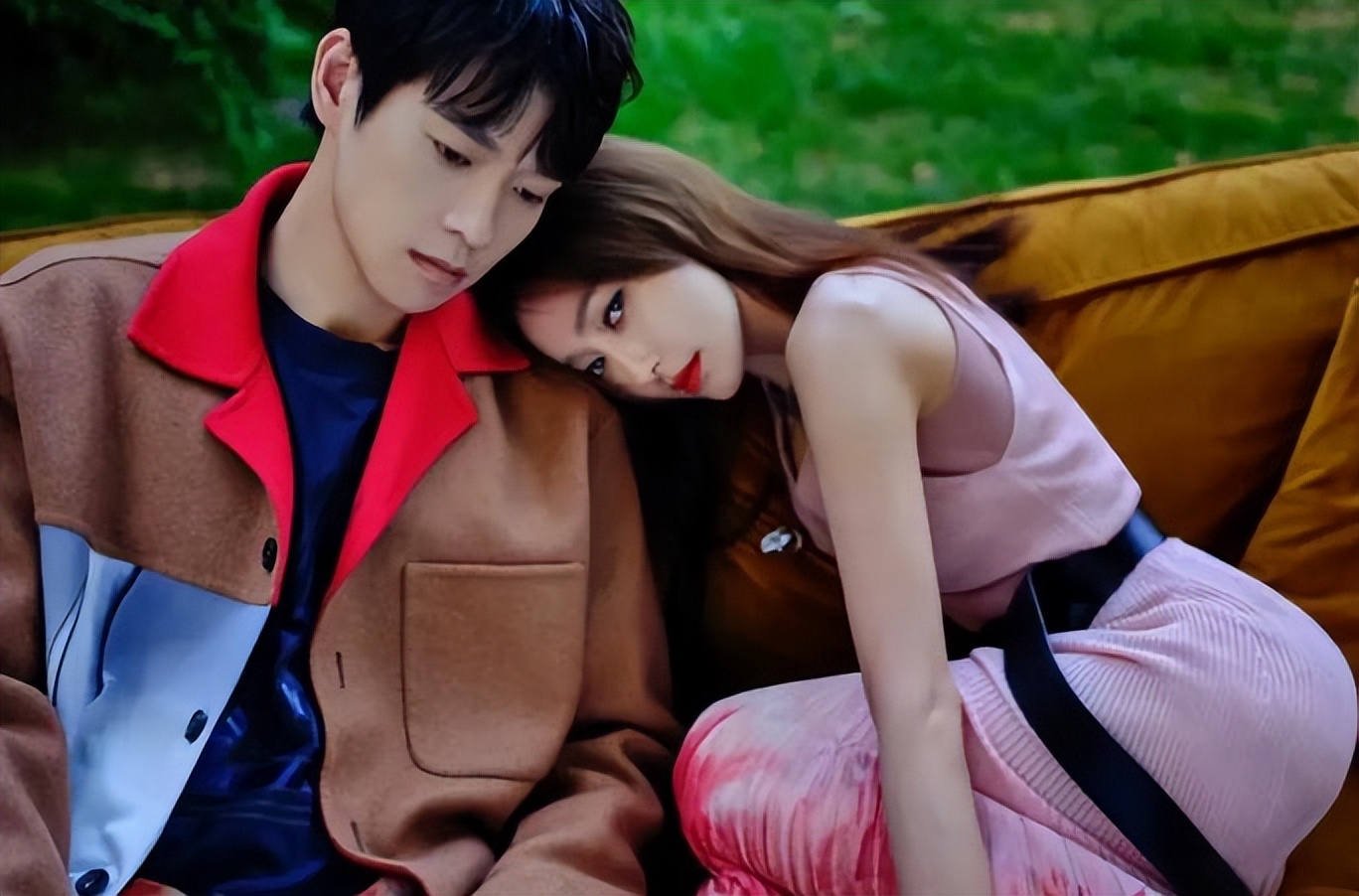 分手传闻2个月后，秦岚自曝手术失败，和魏大勋关系终于被捅破！