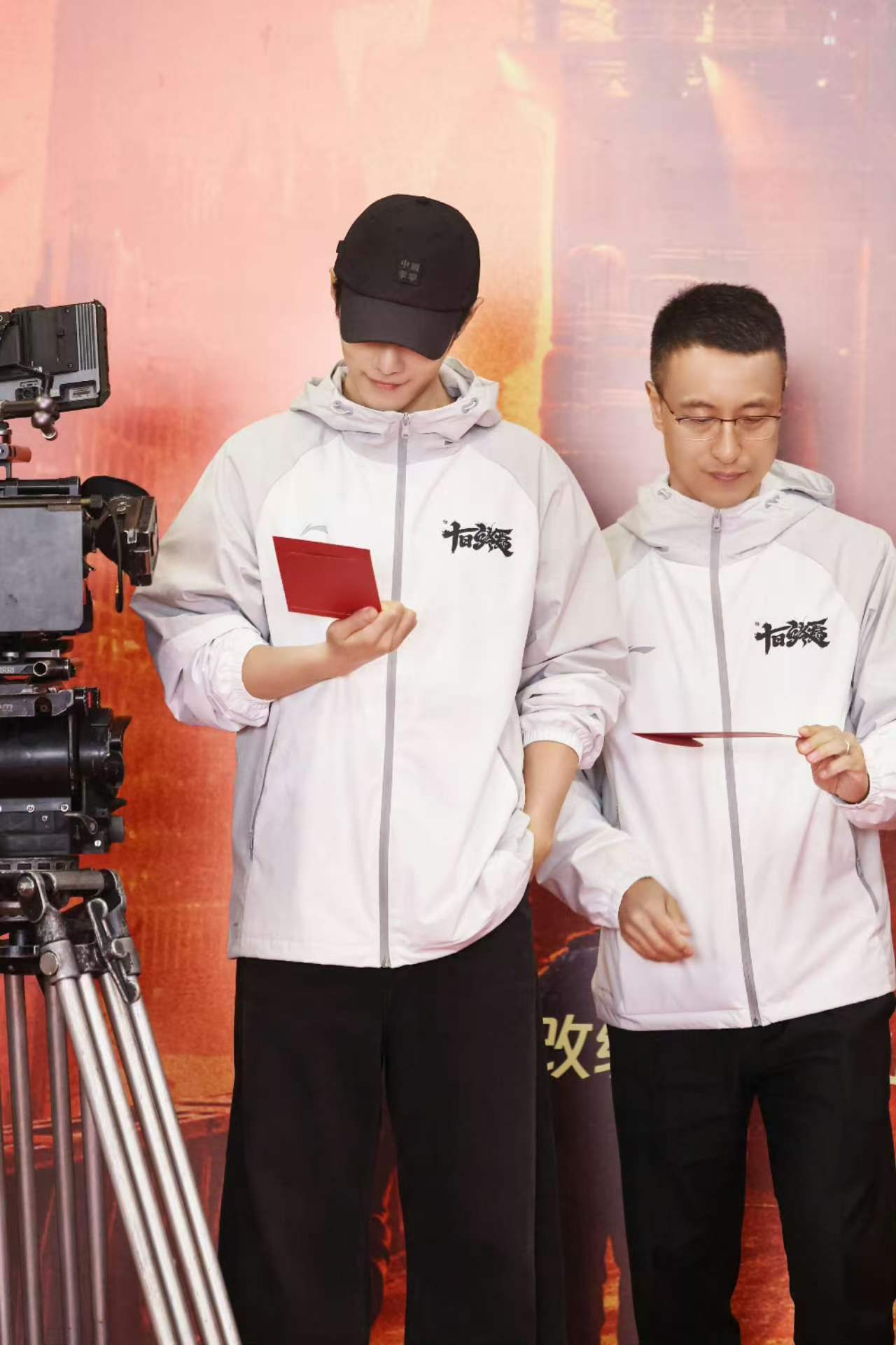 肖战带货力拉满，李宁组服断货，《十日终焉》热度爆棚