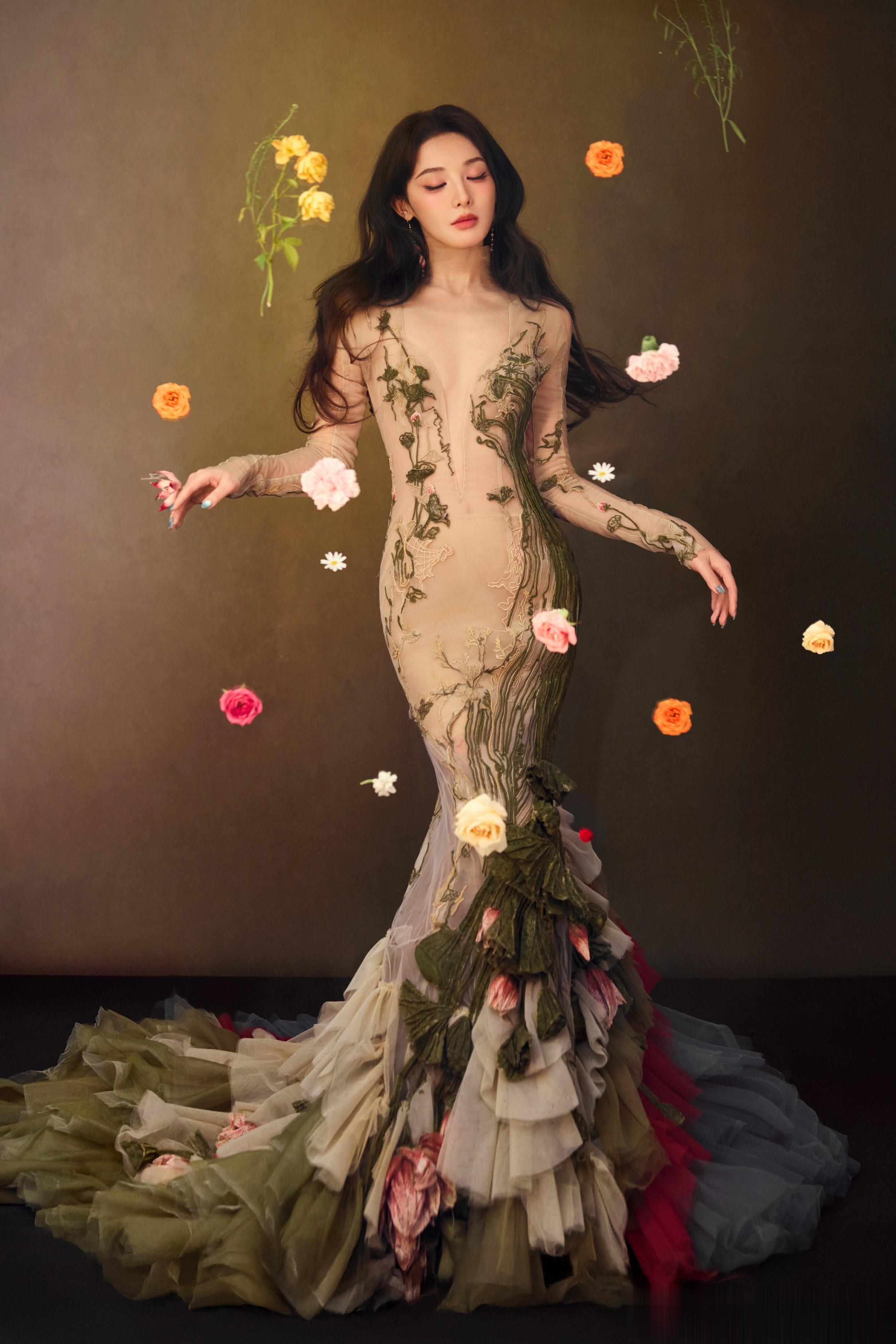 彭小苒身材真好