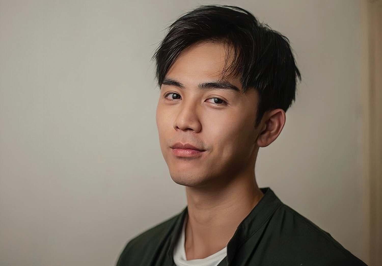 恭喜！TVB知名男星将升级当爸爸，宣布富二代妻子怀孕四个月