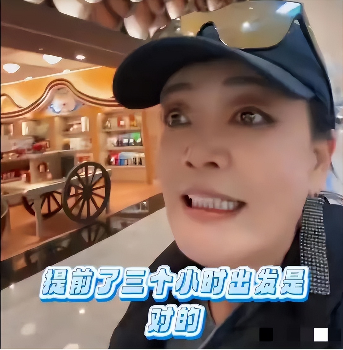 汪小菲撕破脸，曝亲妈无股权 和麻六记没关系，张兰怒言钱全给孙子