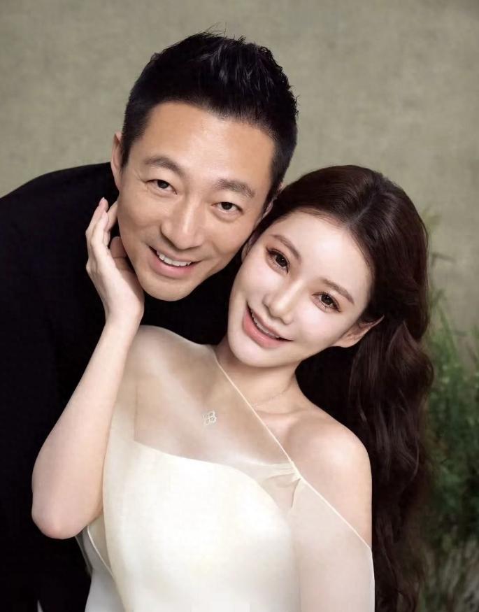 汪小菲除夕晒年夜饭！丈母娘做10道台北名菜，玥儿箖箖超级爱吃