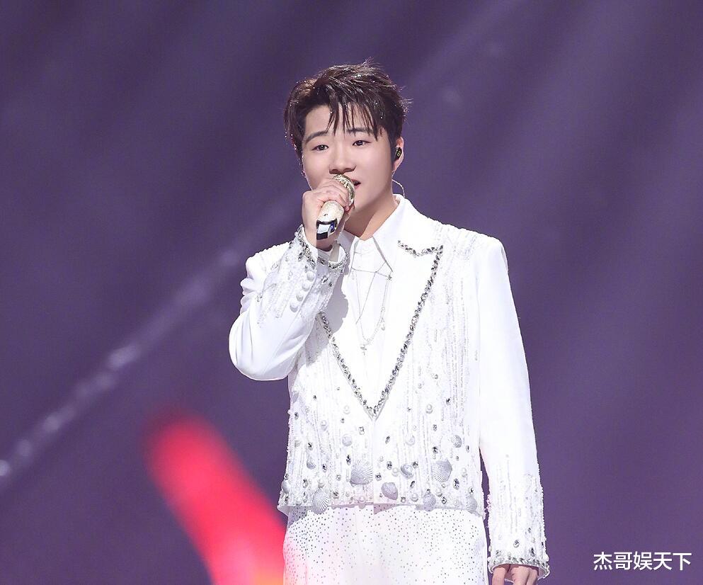 陈卓璇被骂，让我看到了华语乐坛为啥没落