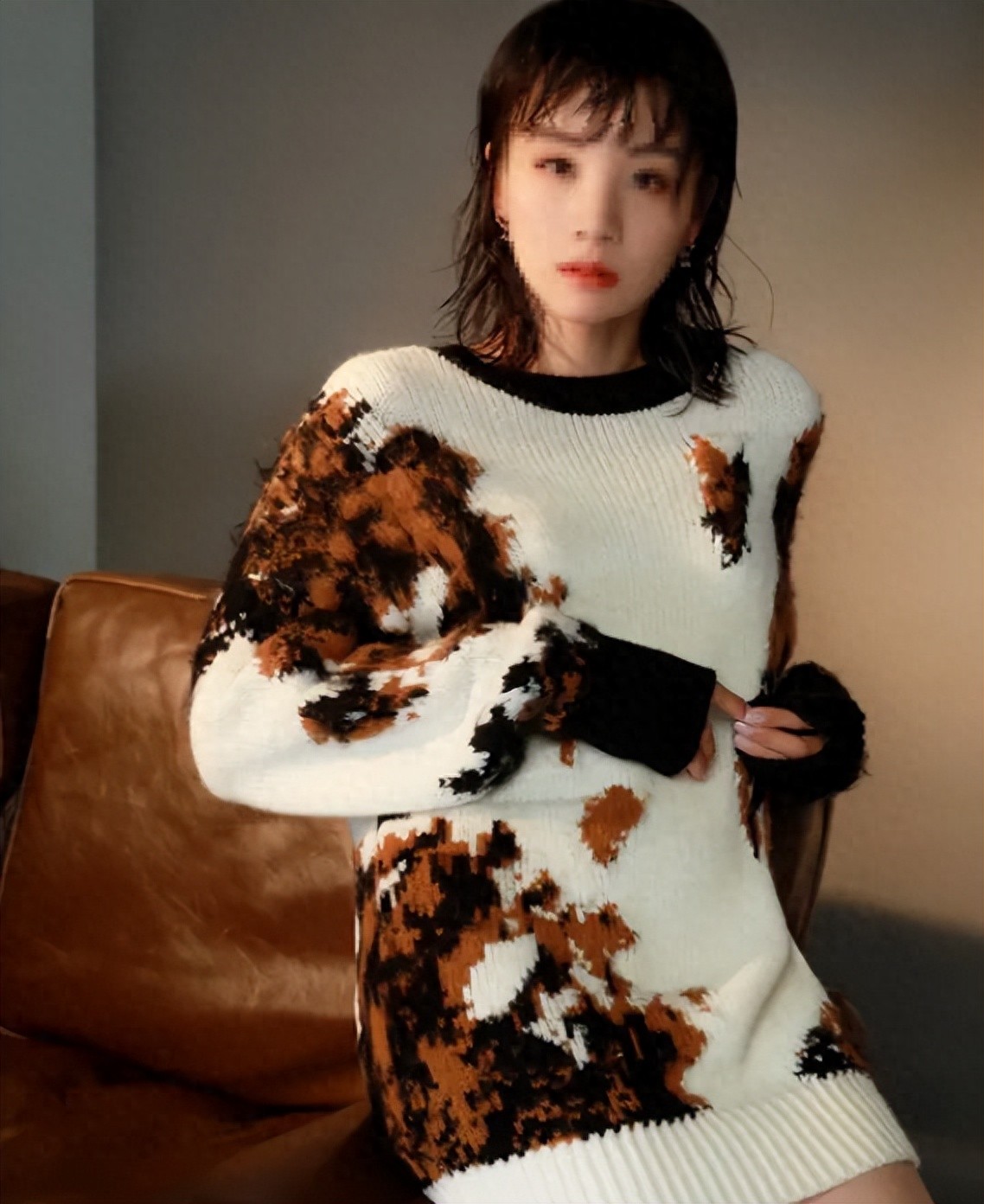 19岁甩薛之谦，23岁断胡彦斌，自称传统小女人，闪婚嫁陈龙很幸福