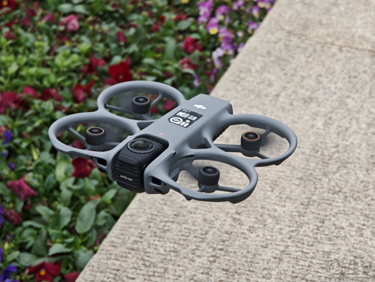 無人機拍攝的“思想革命”：DJI Avata 360首測