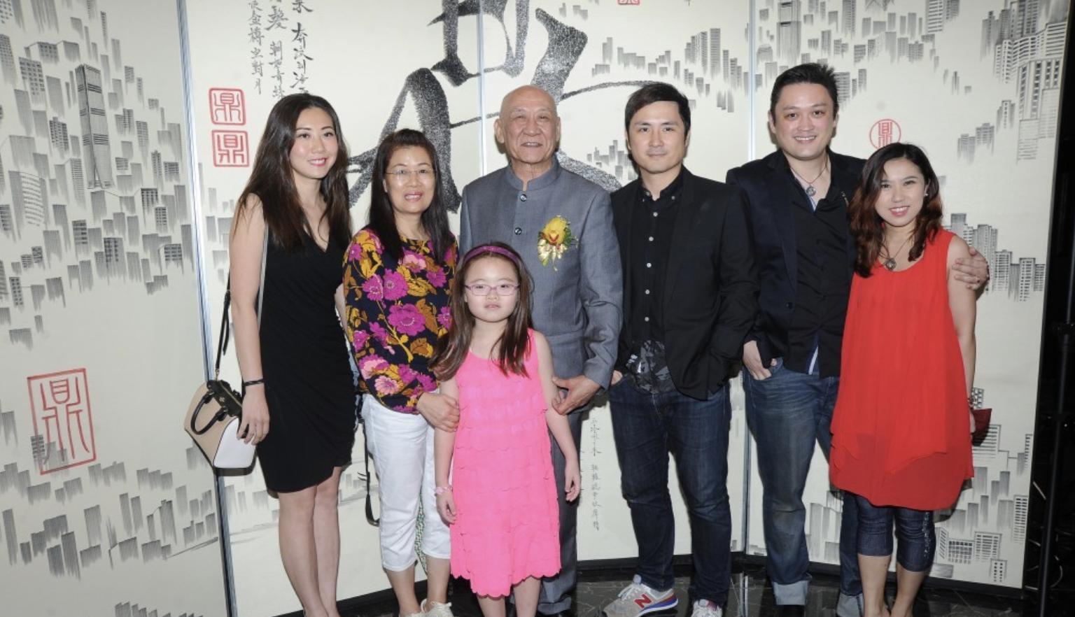 李家鼎自曝前妻离世后每晚痛哭，已瘦至54公斤，离婚后仍给生活费
