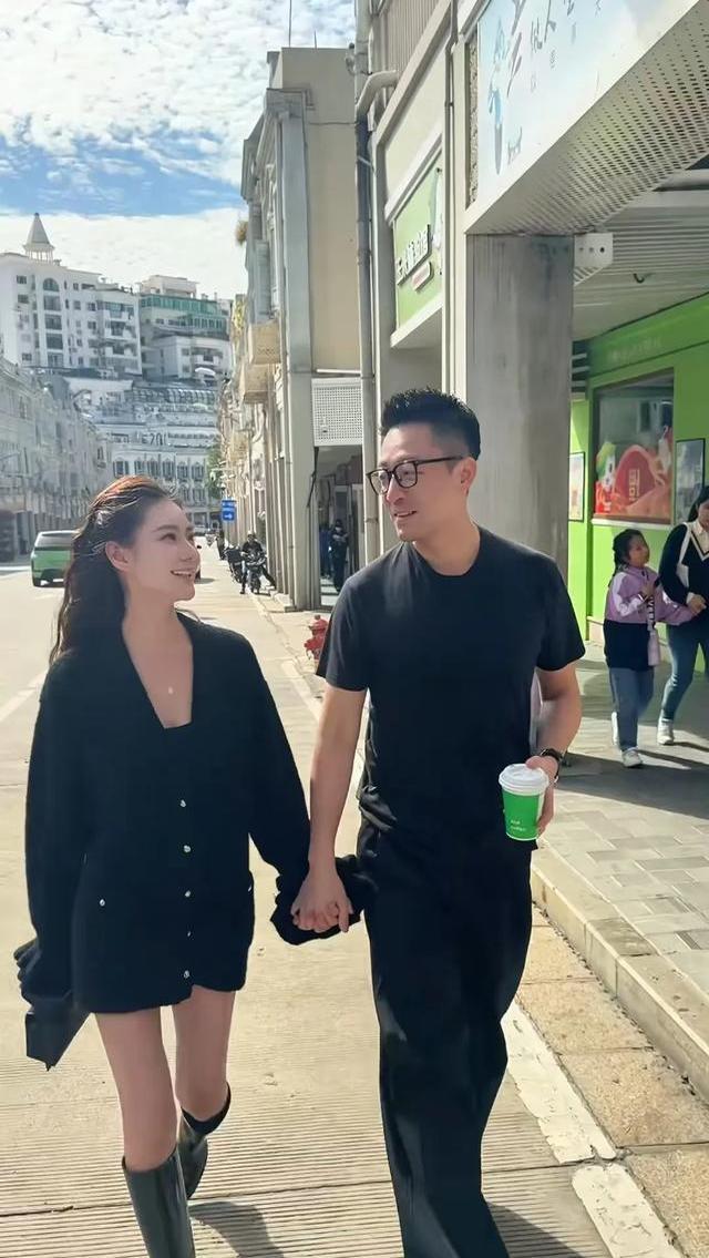 33岁马筱梅被拍到逛夜市？汪小菲娇妻身体底子好，产后15天就出门