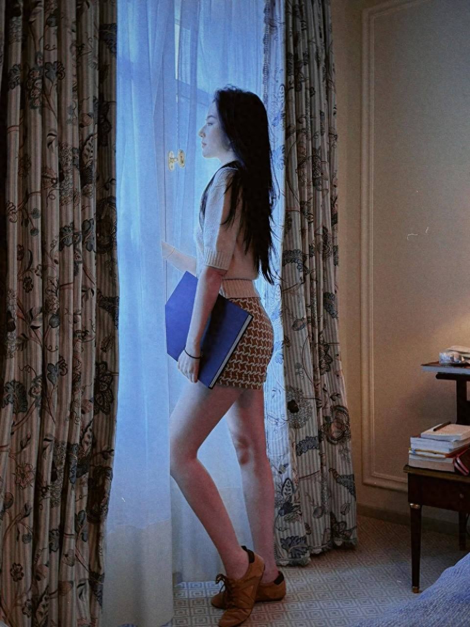 刘亦菲 in Paris