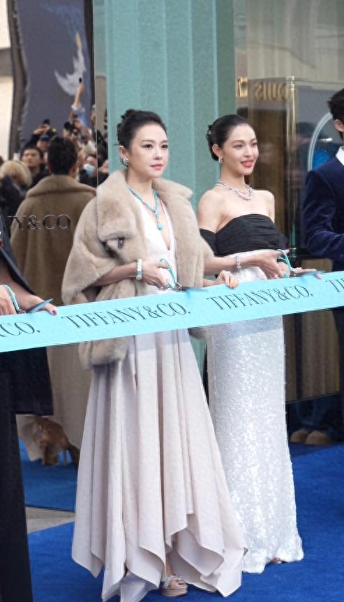 奢侈品红毯暴露咖位:李昀锐无人问津,唐嫣靠边站,C位毋庸置疑