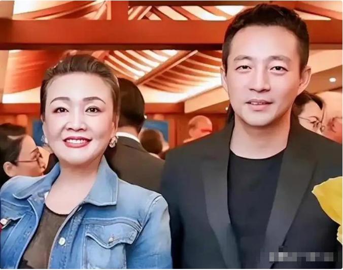 张兰生日！情绪低落发文，儿子儿媳没送祝福，只有一人记得她生日