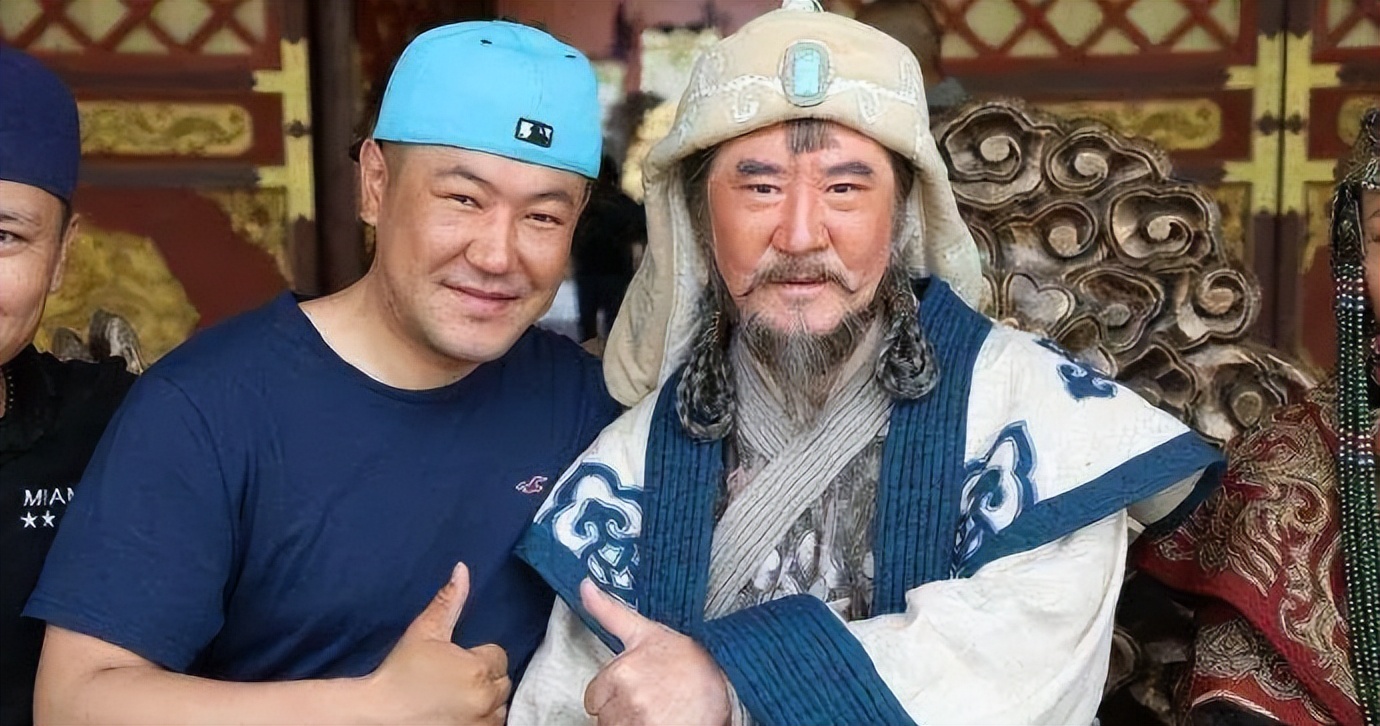 曝“成吉思汗”扮演者巴森移民蒙古！妻子发文回应，已被授予博士