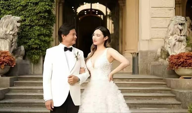 她是央视认证的大歌唱家，嫁大31岁二婚老头，如今周游世界很幸福