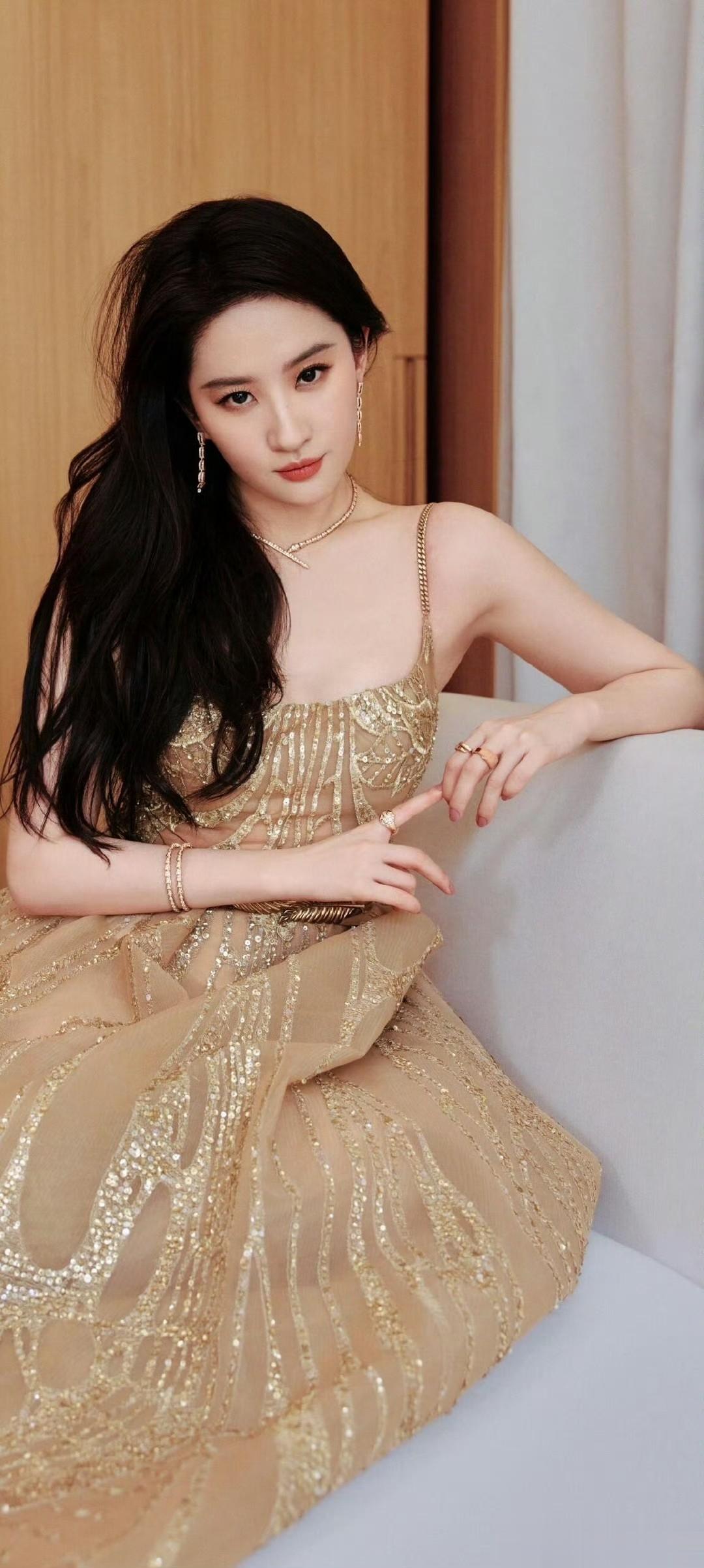 刘亦菲的唯美壁纸简直绝了,每一张都能把人迷得神魂颠倒