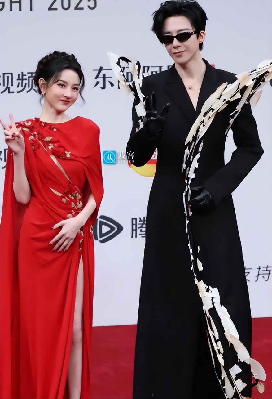 官媒发文，高调官宣36岁刘宇宁喜讯，原来刘涛一个字都没说错