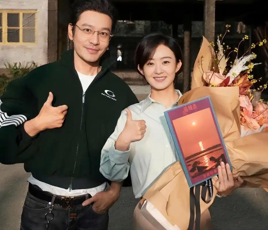 杨颖也没想到，黄晓明新加坡与女子传出绯闻，竟意外牵连自己