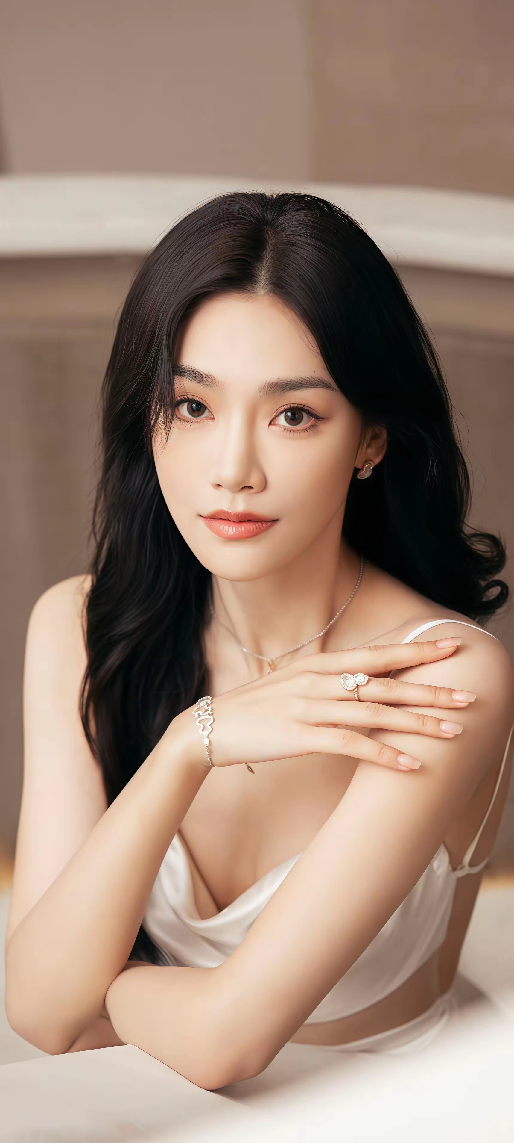 美女曾可妮：舞台荧幕双绽放，多栖锋芒藏不住！