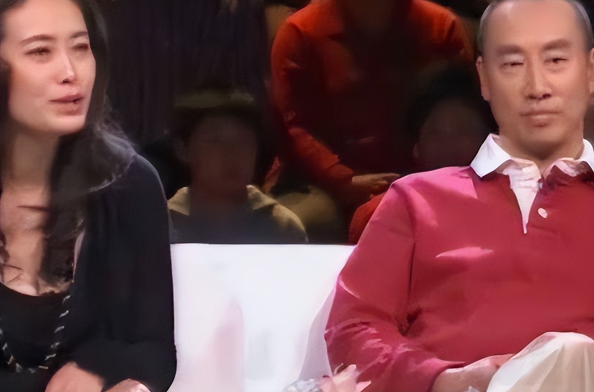 与男友同居8年无果,分手半年转身嫁企业CEO,如今一儿一女很幸福