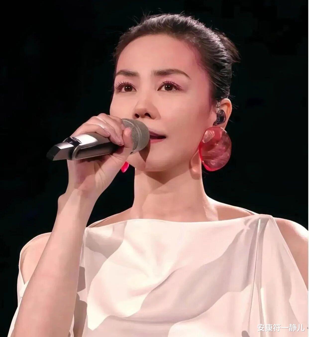 王菲：半生守神，澄澈如初