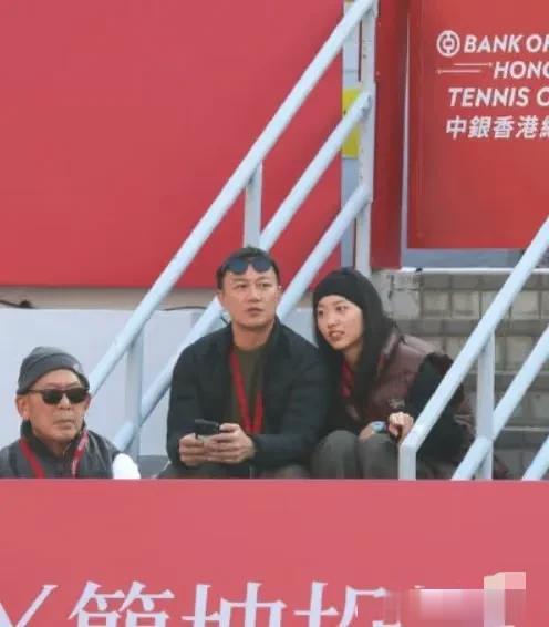 陈奕迅女儿被曝新恋情，男方是香港网球一哥，介绍人竟是陈奕迅