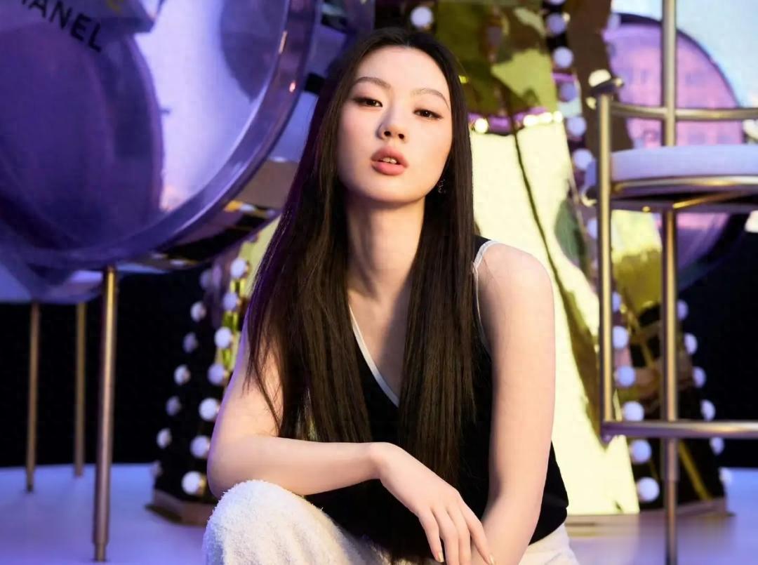 单依纯侵权扯出新瓜！经纪人开商K郭麒麟等人助阵，连夜暂停营业