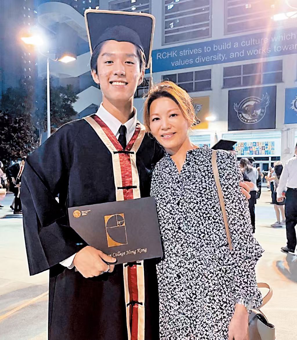 恭喜！香港知名女星失婚5年被曝新恋情，与前夫离婚后仍是朋友