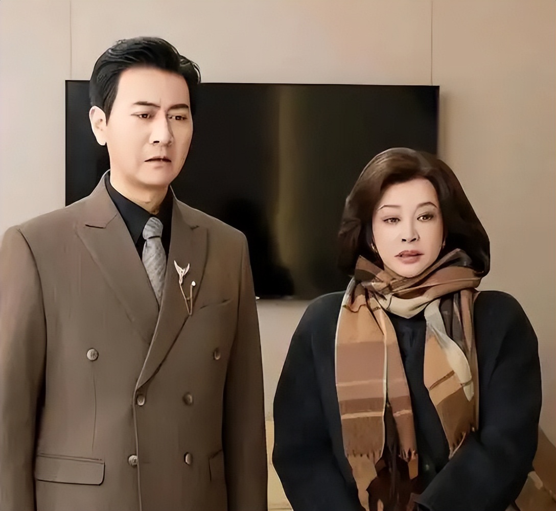 “凌晨在北京去世、有8个男朋友” 75岁的刘晓庆私生活谣言太荒唐