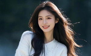 我姑挑唆我妈让我嫁人，为了三十万彩礼给我弟弟，隔天我把表姐介绍给家暴男