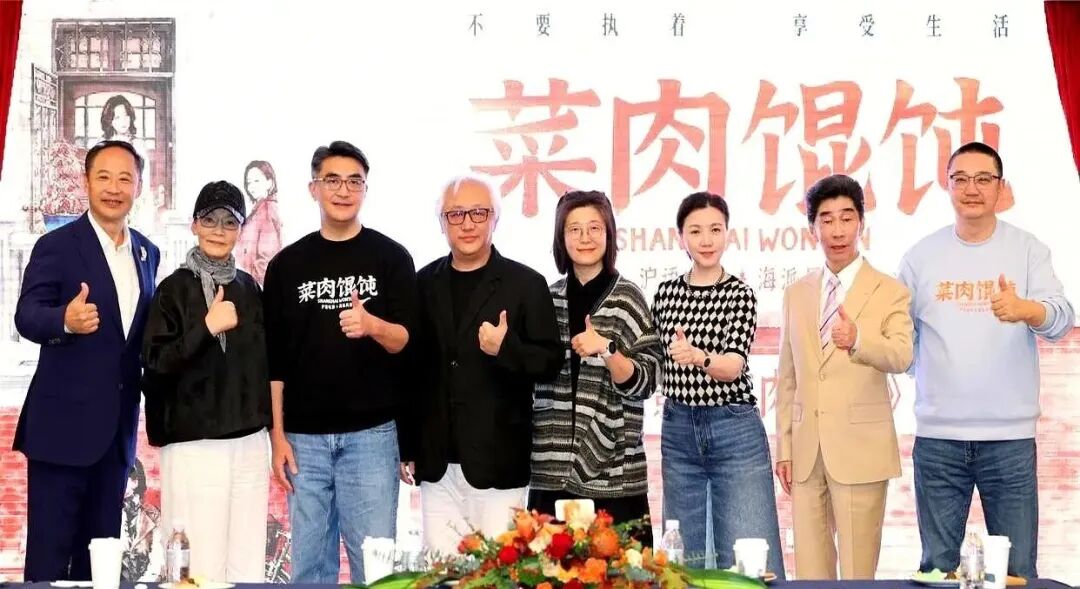 72岁潘虹近况曝光：双手浮肿独守豪宅，后悔没生孩子