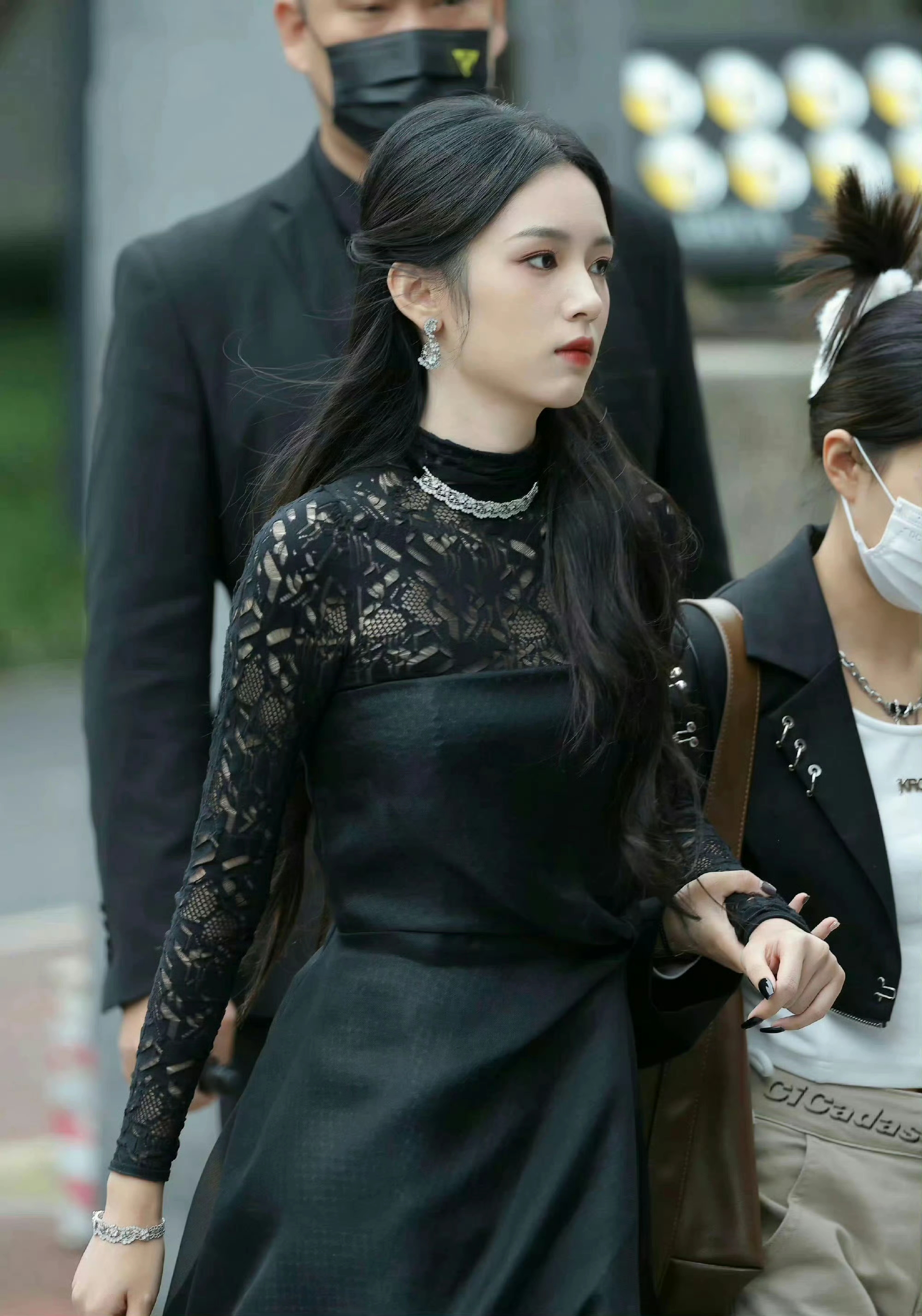 周也 清冷感与甜美感交织