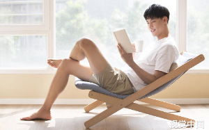 我为了拼酒挂断了妻子的求救电话，她死后我悲痛欲绝将她火化下葬，可第二天却发现她正在厨房温柔为我做早餐