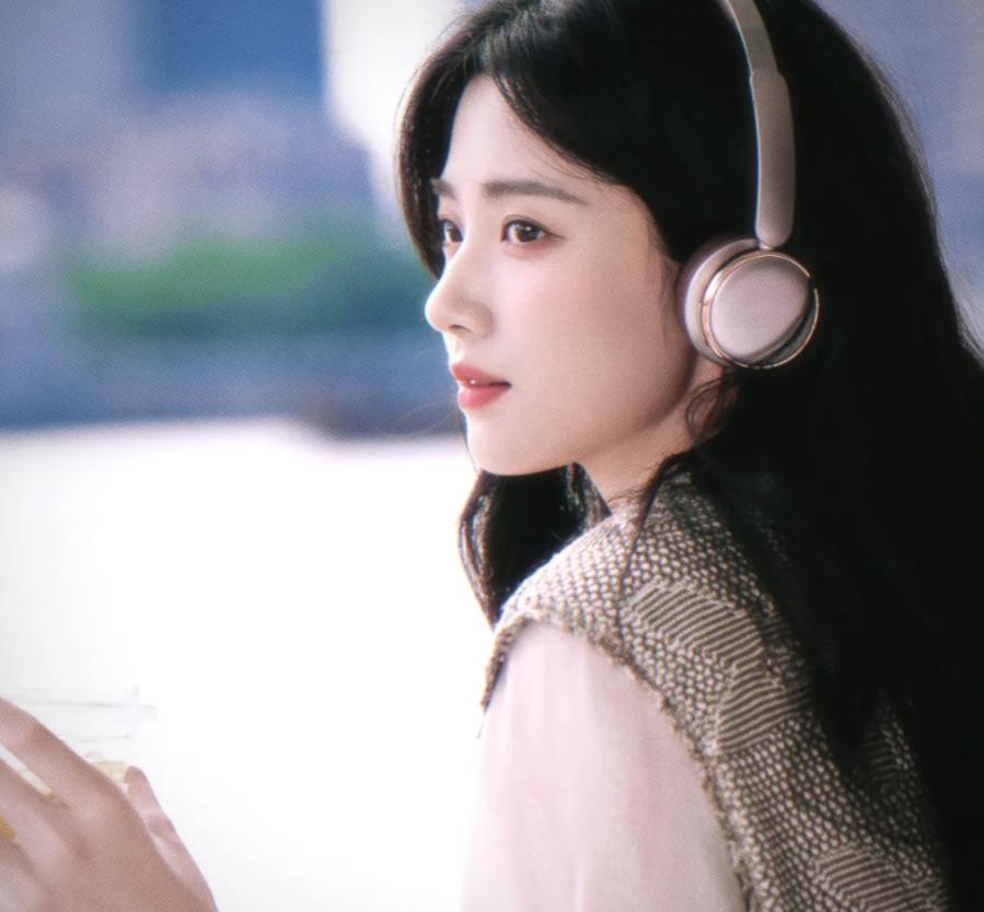 “江浙沪独生女”卢昱晓:95花的她到底是丑的普通,还是清纯耀眼