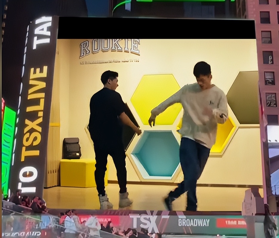 上映56天，仅38个观众，片方分账390元，2026年最惨电影诞生